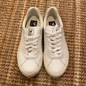 Veja Esplar White Leather Logo Sneakers